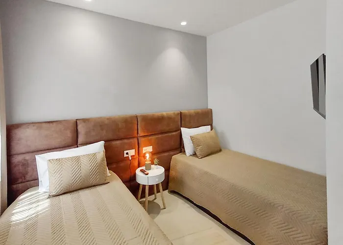 Seven Seas * Nazaré